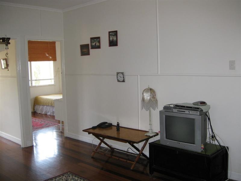 3 Louis Street, Redcliffe QLD 4020