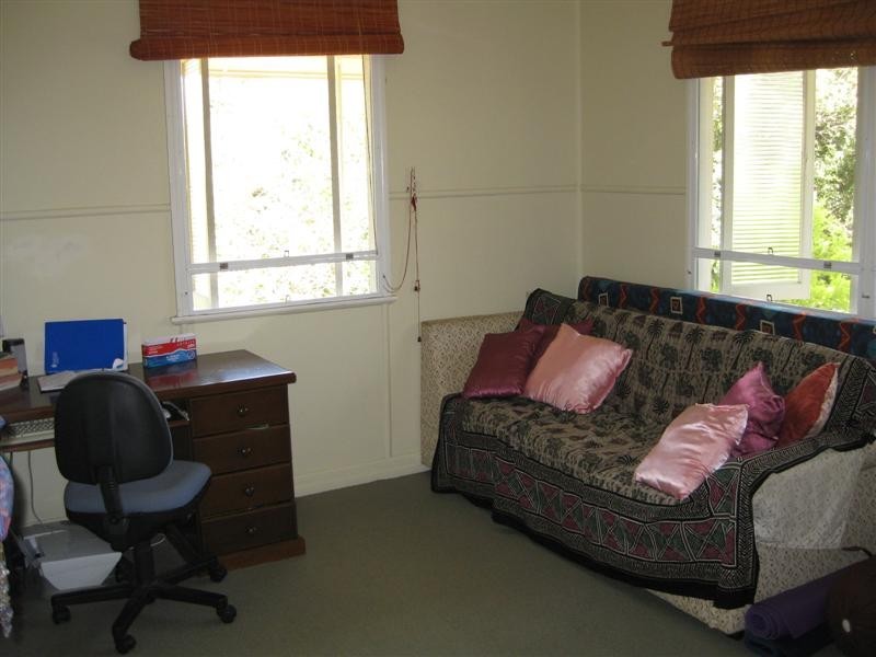 3 Louis Street, Redcliffe QLD 4020