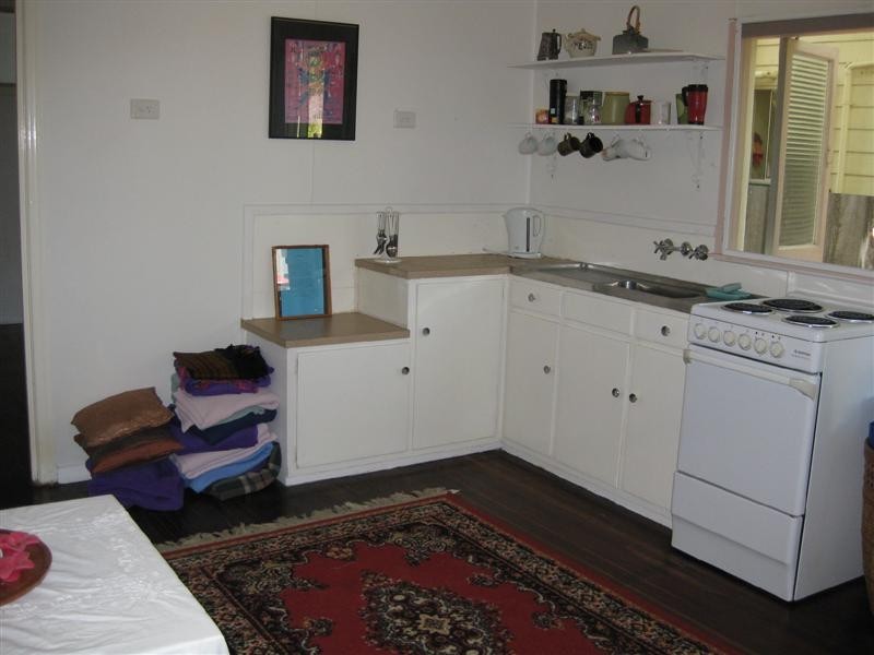 3 Louis Street, Redcliffe QLD 4020