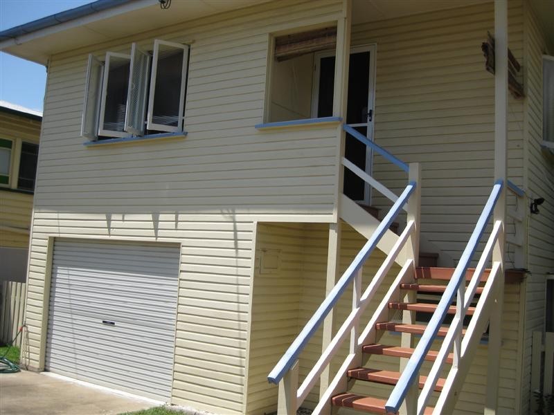 3 Louis Street, Redcliffe QLD 4020