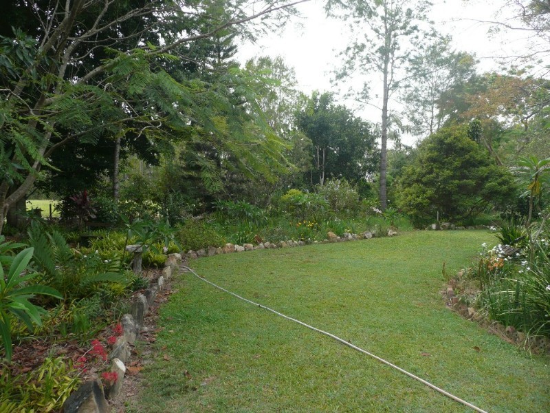 5 Einsleigh Court, Beerwah QLD 4519