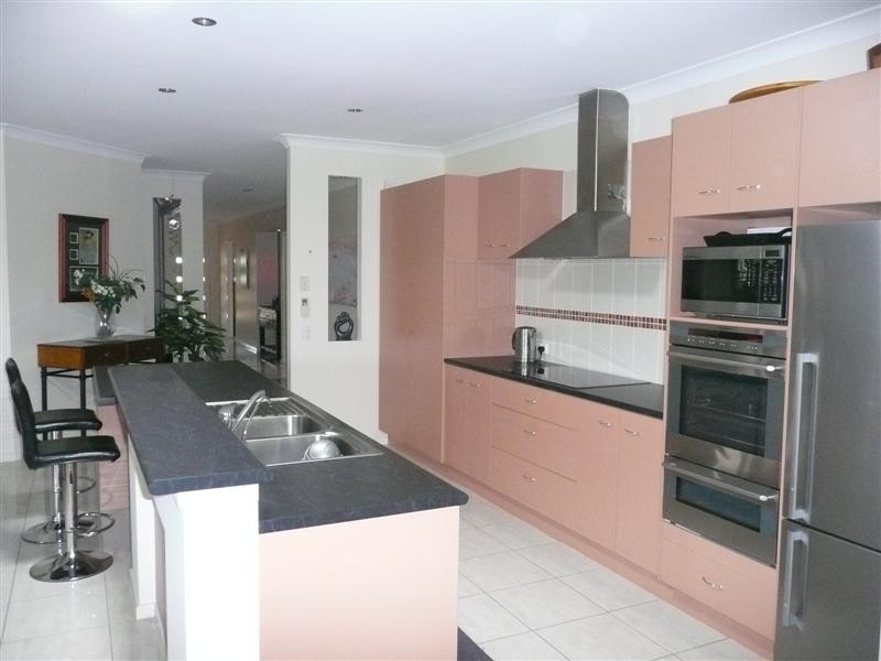 36 Mossman Way, Sandstone Point QLD 4511