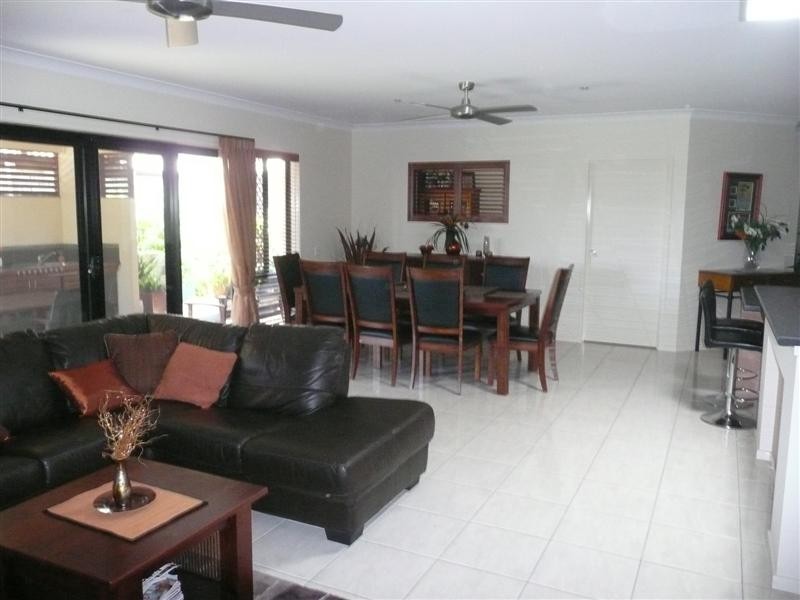 36 Mossman Way, Sandstone Point QLD 4511