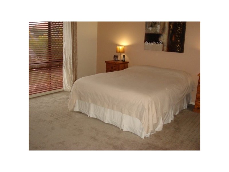 36 Mossman Way, Sandstone Point QLD 4511