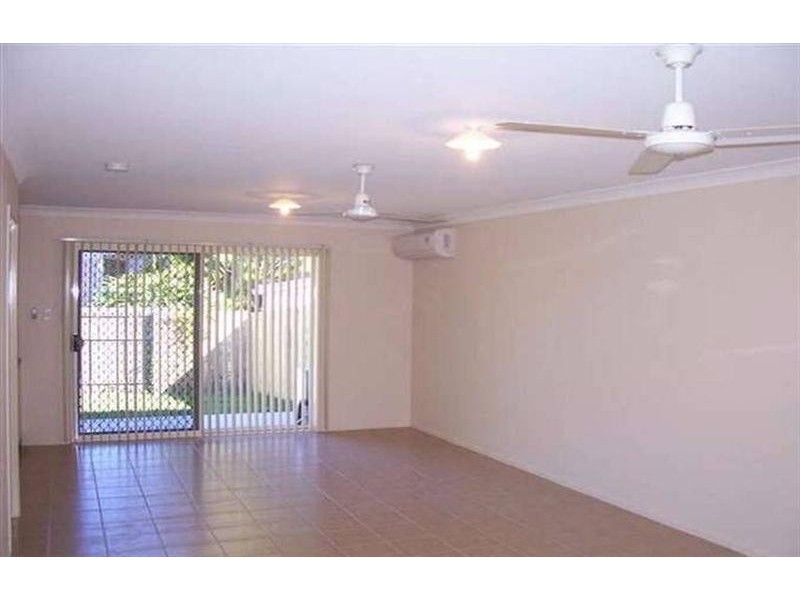 2/6 Prenter Crescent, Kippa-ring QLD 4021