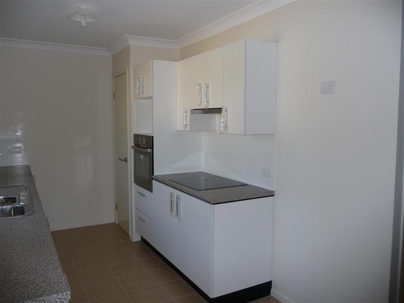 2/6 Prenter Crescent, Kippa-ring QLD 4021