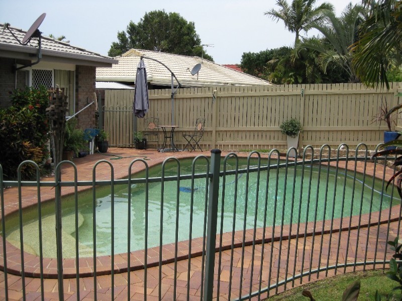 19 Linthaven Drive, Rothwell QLD 4022