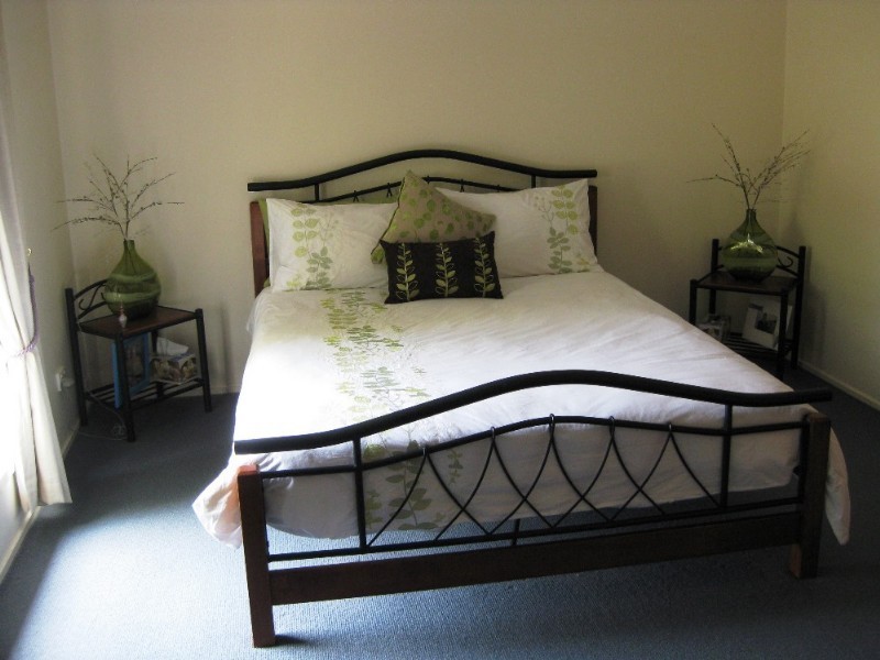 19 Linthaven Drive, Rothwell QLD 4022