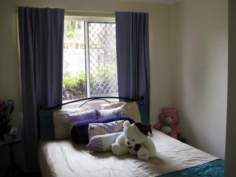 19 Linthaven Drive, Rothwell QLD 4022