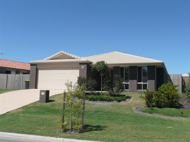 60 Hollywood Drive, Bellmere QLD 4510