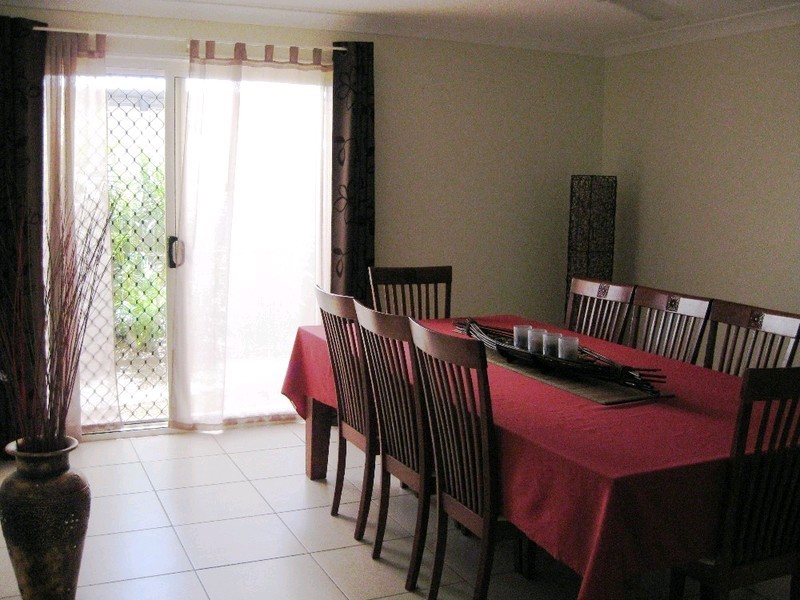 5 Jemma Street, Rothwell QLD 4022