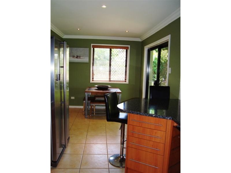 2 Magnolia Street, Margate QLD 4019