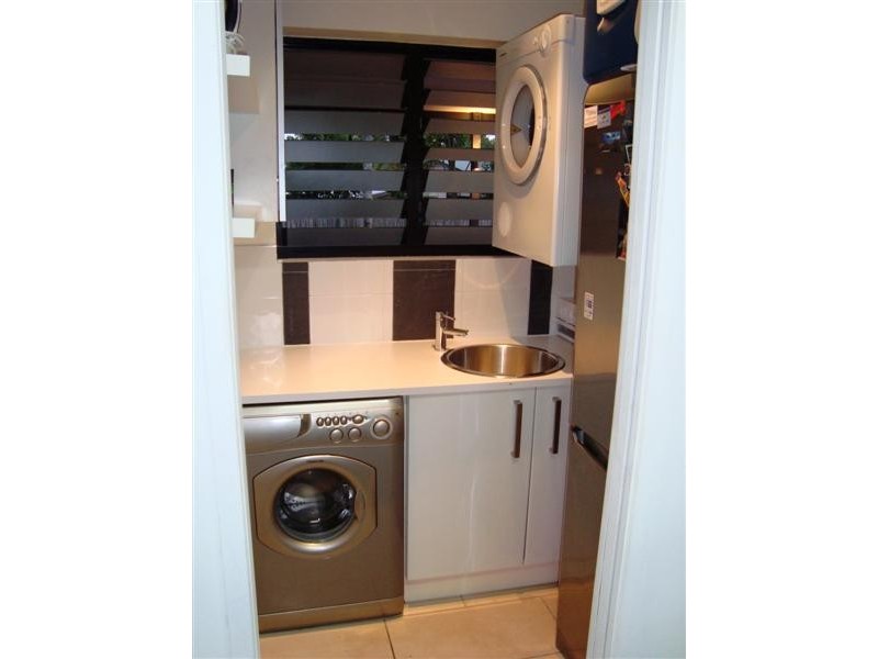 2 Magnolia Street, Margate QLD 4019