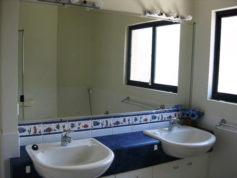 13/93 Marine Parade, Redcliffe QLD 4020