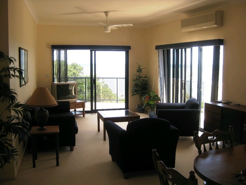 13/93 Marine Parade, Redcliffe QLD 4020