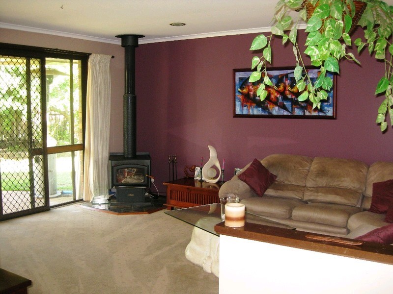 6 Vista Court, Newport QLD 4020