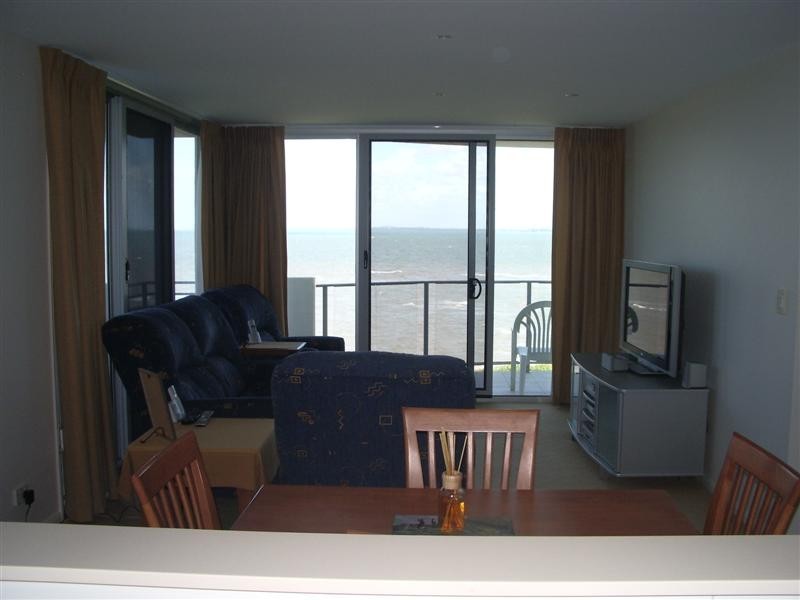 8/5 Lilla Street, Woody Point QLD 4019