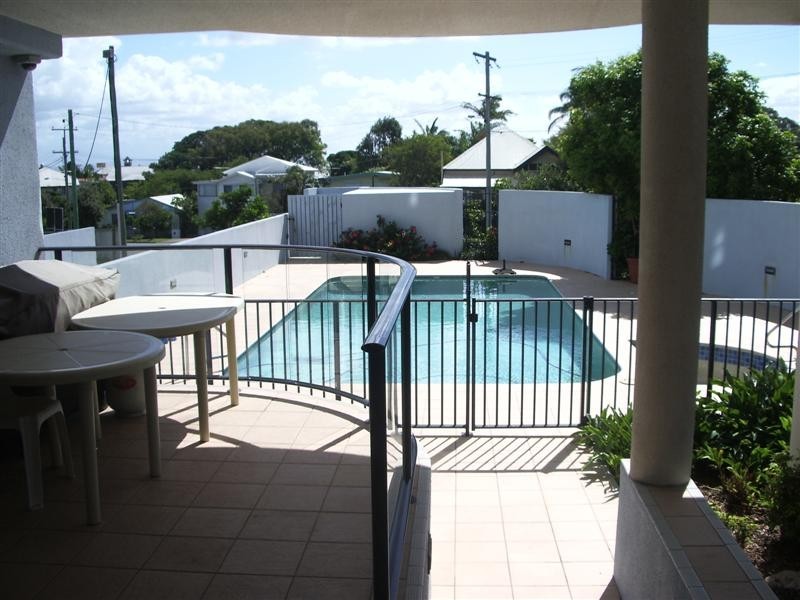 8/5 Lilla Street, Woody Point QLD 4019