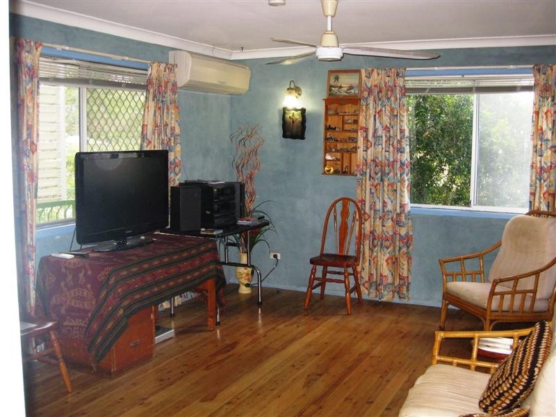 6 Lions Crescent, Kippa-ring QLD 4021