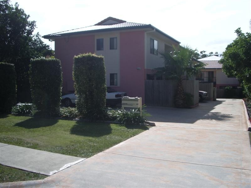 3/34 Silvyn Street, Redcliffe QLD 4020