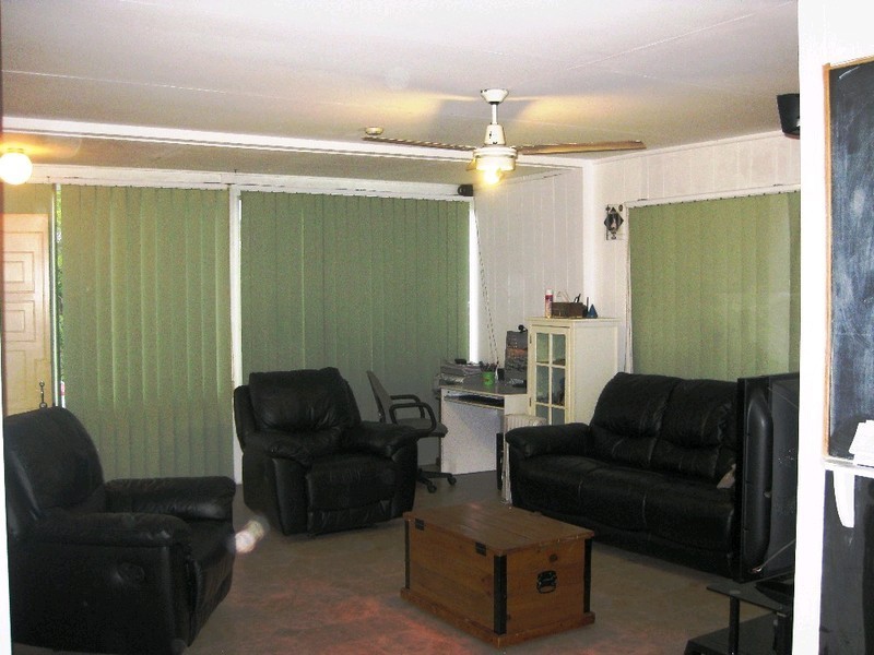 4 Kunyam Street, Kippa-ring QLD 4021