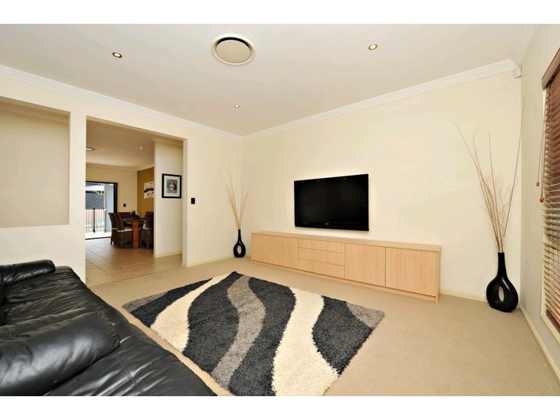 78 Wattlebird Drive, Elimbah QLD 4516