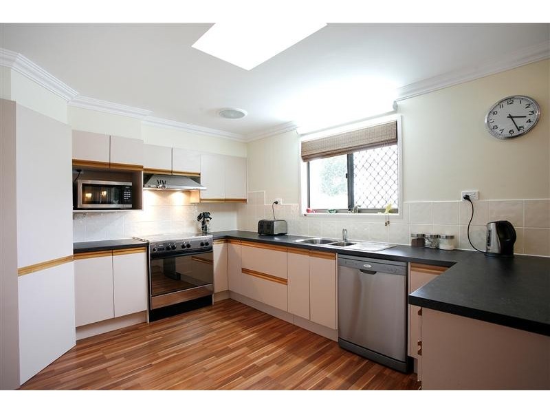 2a Richens Street, Redcliffe QLD 4020