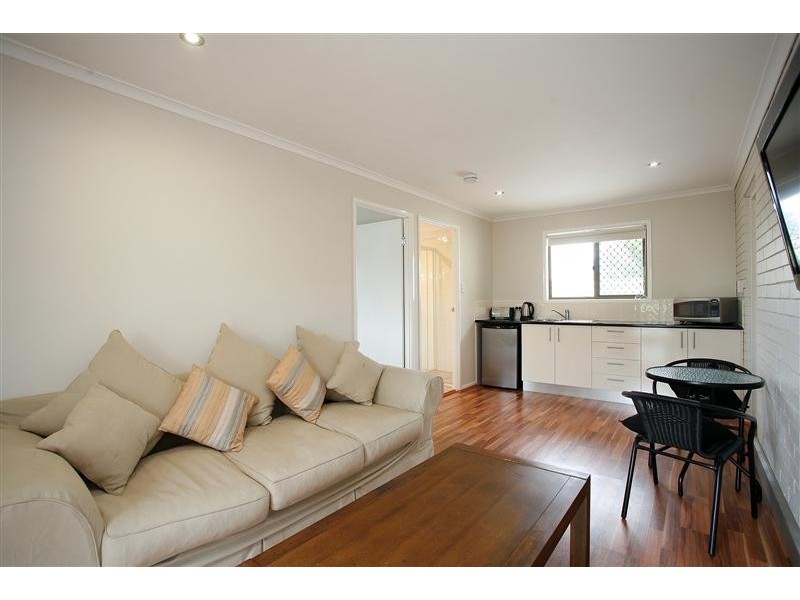 2a Richens Street, Redcliffe QLD 4020