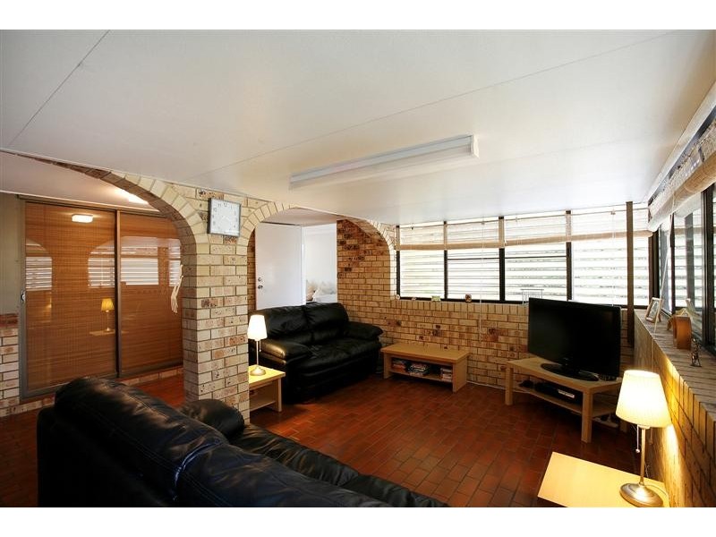 2a Richens Street, Redcliffe QLD 4020