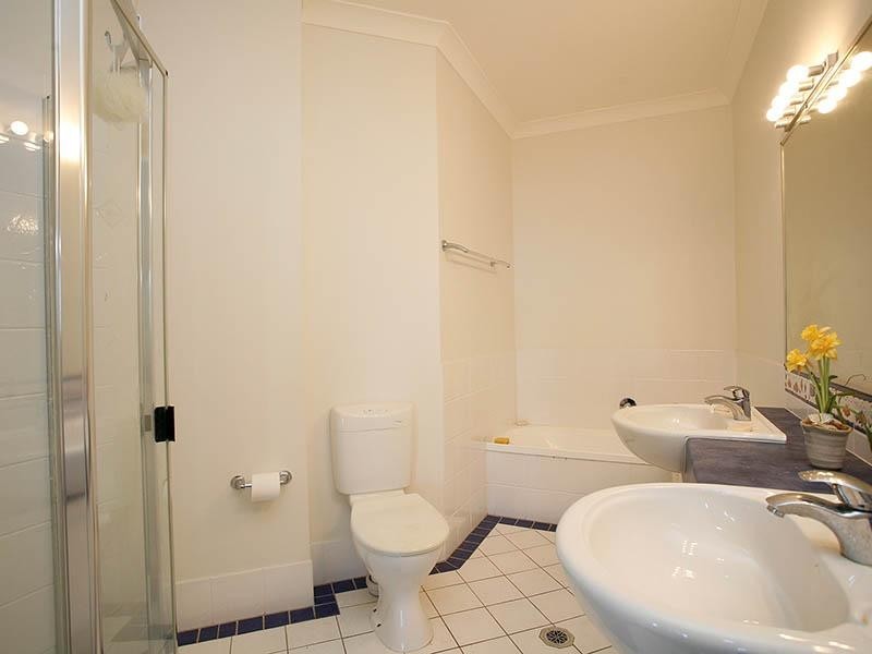 14/93 Marine Parade, Redcliffe QLD 4020