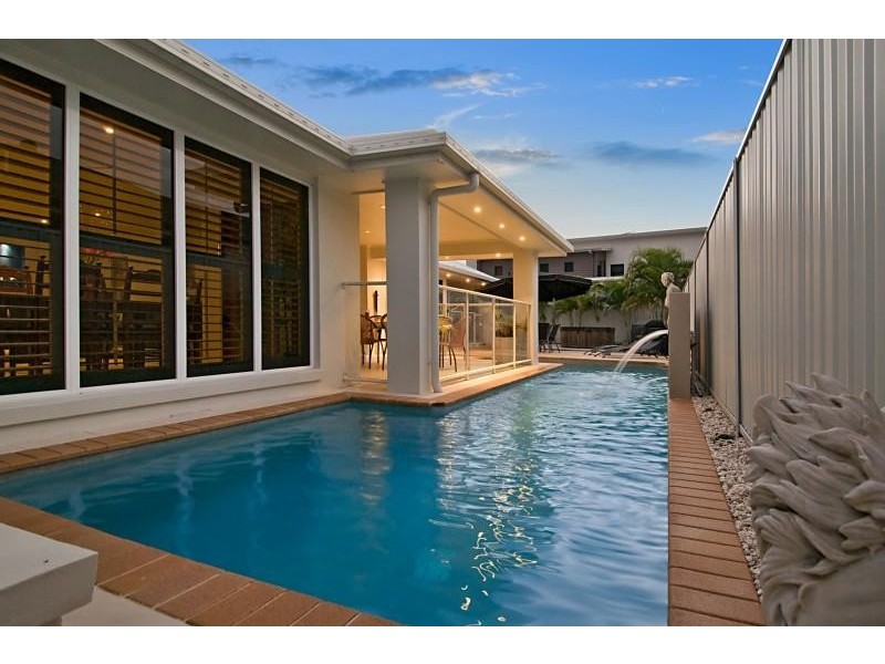 21 Aurora Place, Newport QLD 4020