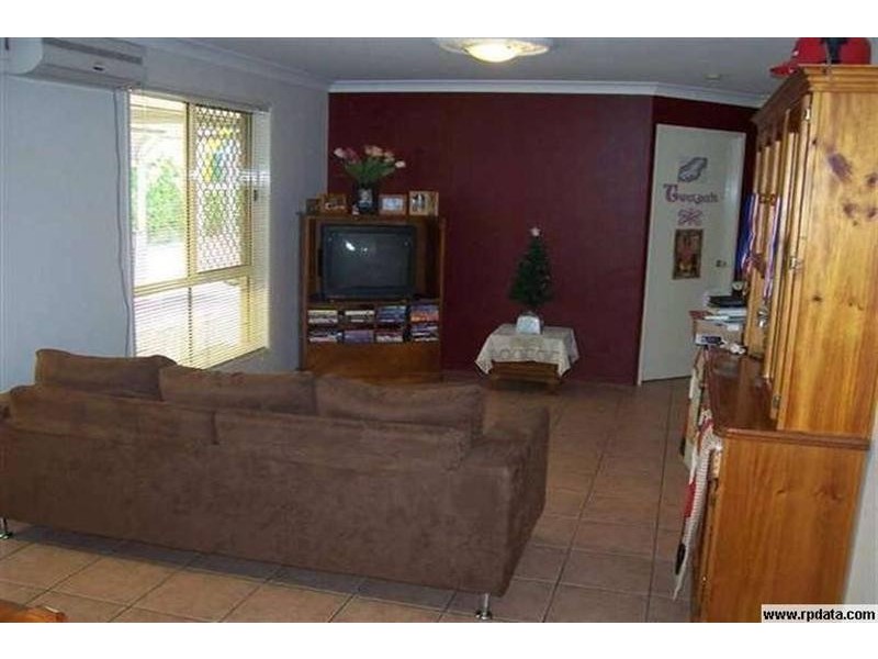 13 Shangri-La Court, Rothwell QLD 4022