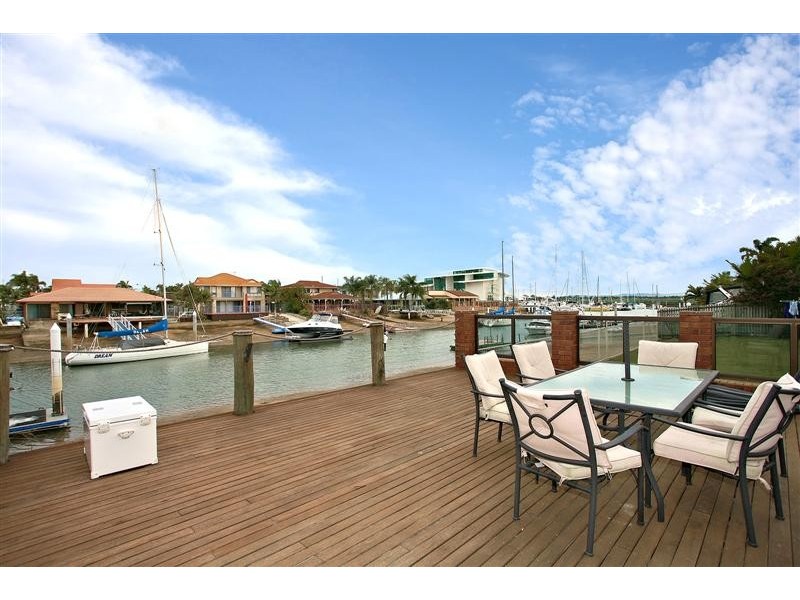 42 Australia Court, Newport QLD 4020