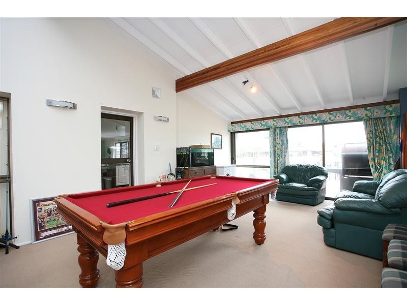 42 Australia Court, Newport QLD 4020