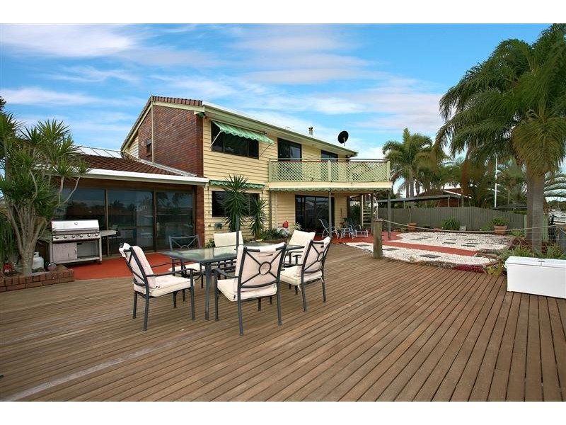 42 Australia Court, Newport QLD 4020