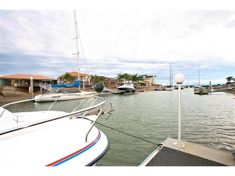 42 Australia Court, Newport QLD 4020