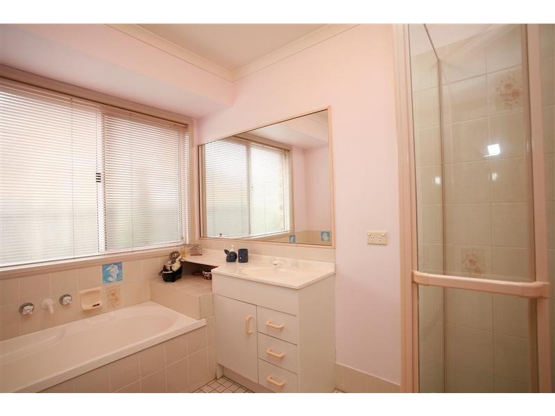 163 Ashmole Road, Newport QLD 4020