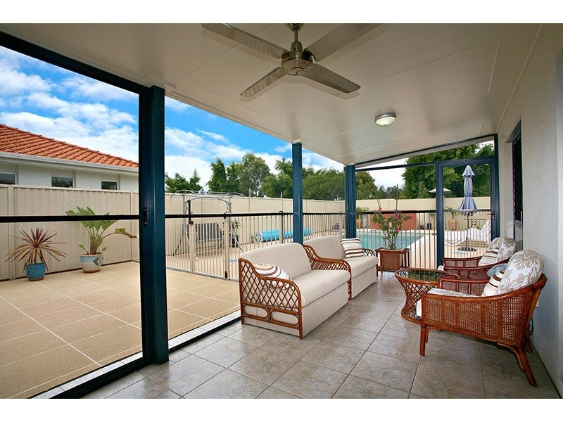 18 Freya Court, Newport QLD 4020