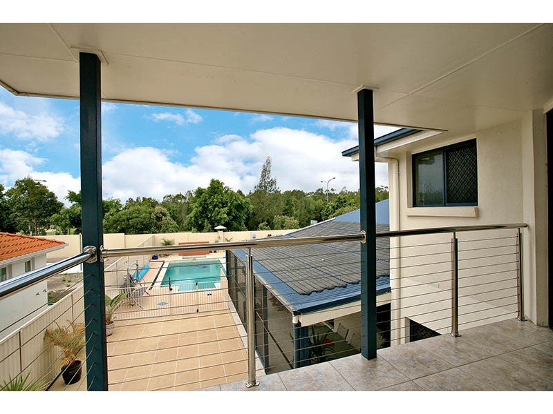 18 Freya Court, Newport QLD 4020