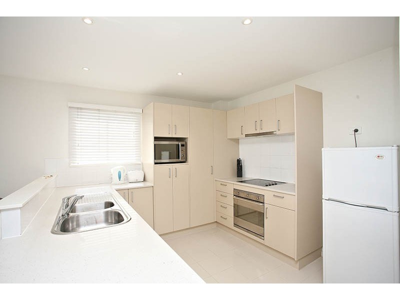 13/5 Lilla Street, Woody Point QLD 4019