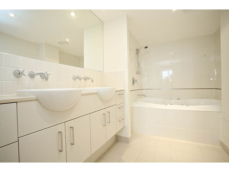 13/5 Lilla Street, Woody Point QLD 4019