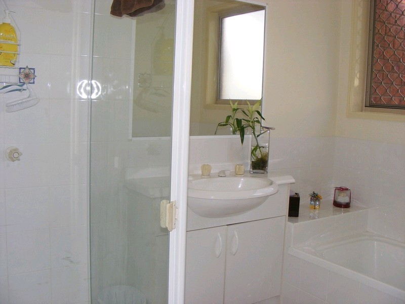 13 Walter Street, Newport QLD 4020