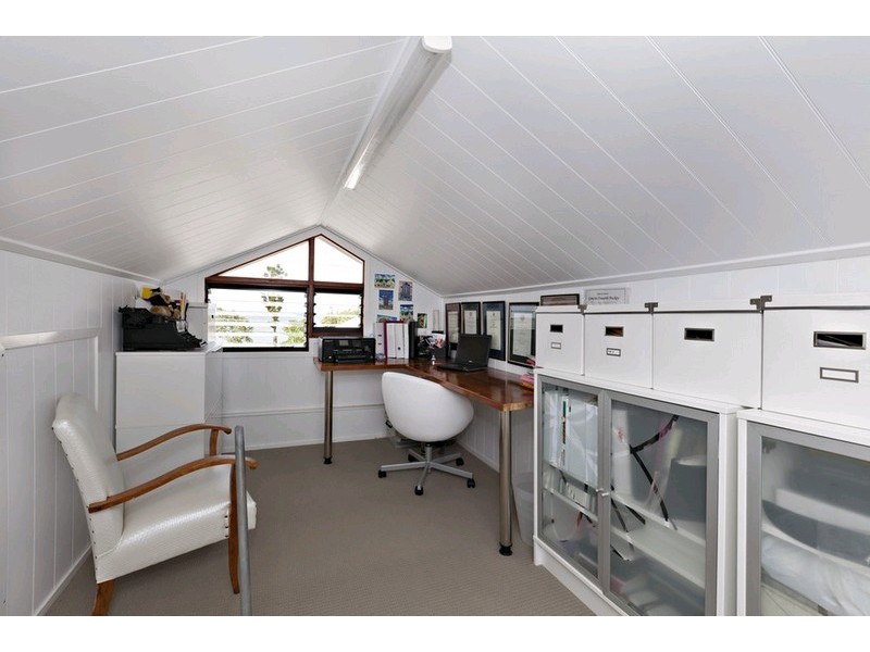 108 Flinders Parade, Sandgate QLD 4017