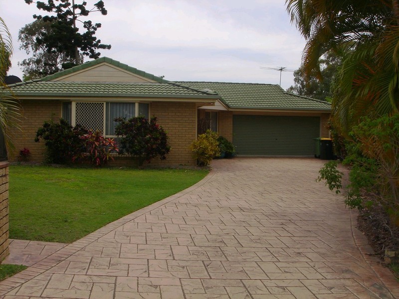 8 Duchess Court, Clontarf QLD 4019