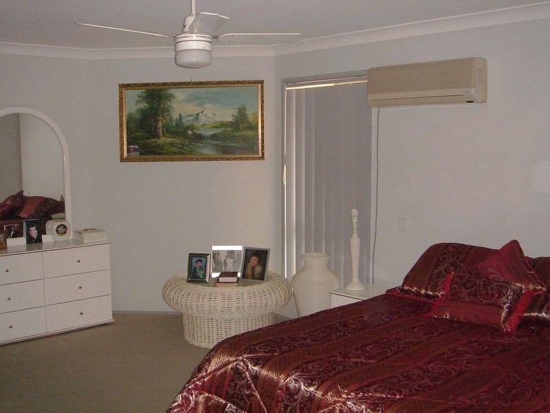 8 Duchess Court, Clontarf QLD 4019