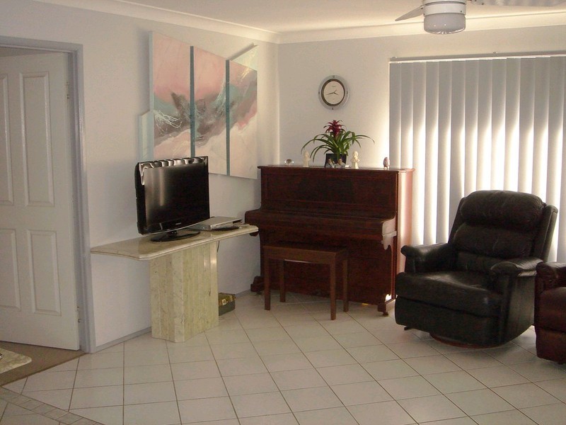 8 Duchess Court, Clontarf QLD 4019