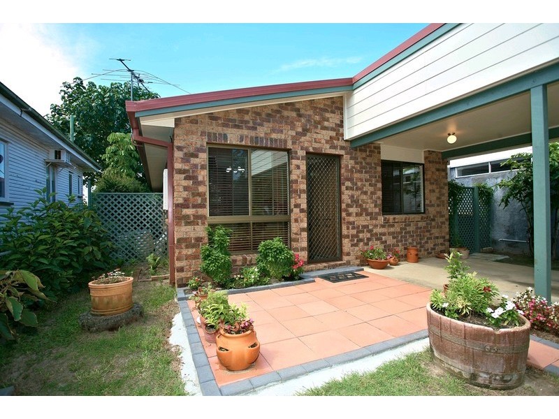 15 Campbell Street, Scarborough QLD 4020