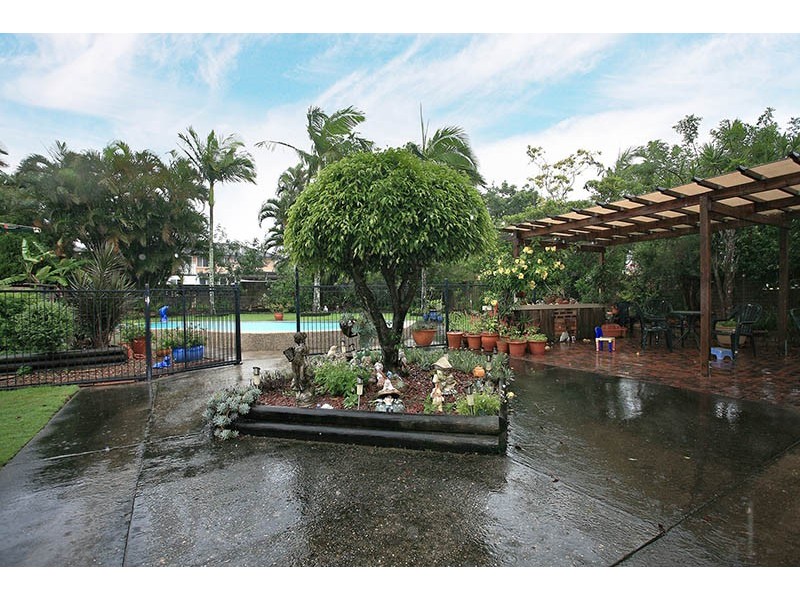 13 Waratah Drive, Clontarf QLD 4019