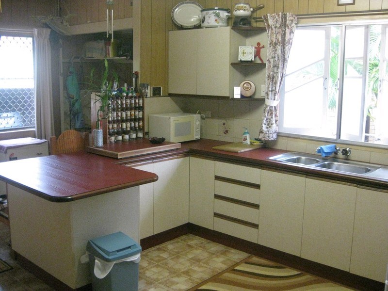 94 King Street, Woody Point QLD 4019