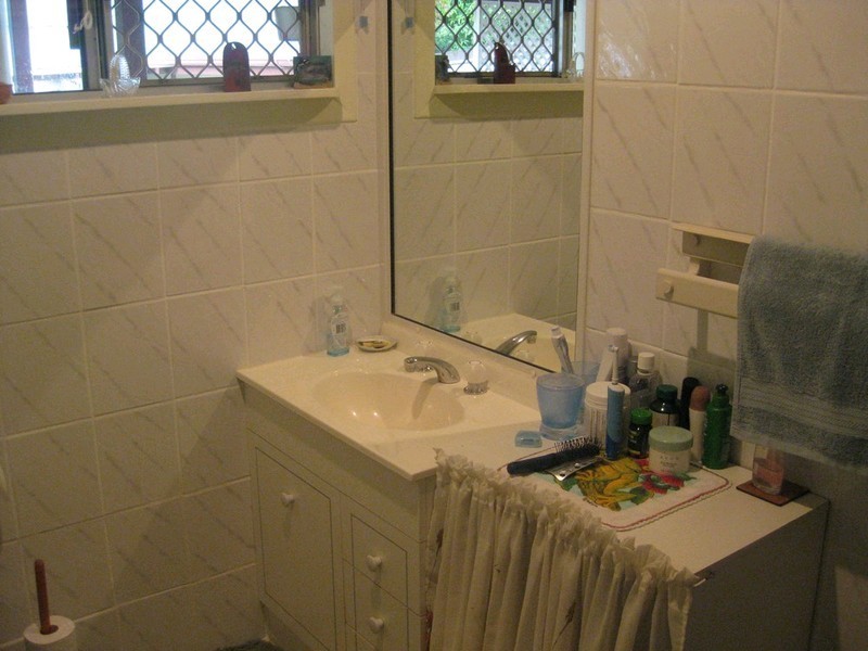 94 King Street, Woody Point QLD 4019